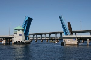 Roosevelt Bridge opened for Carina to pass through
