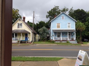 Old houses opposite the Pecan Roll Bakery, Fernandina Beach