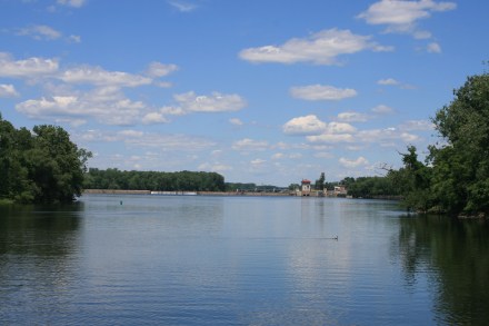 Approaching Troy Federal locks