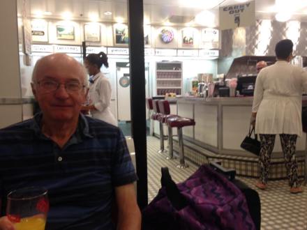 In Johnny Rockets, Grand Union Station, DC