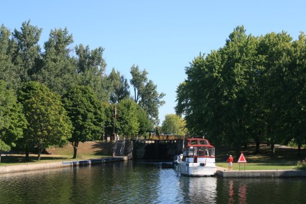 Approaching Lock 20, Peterborough