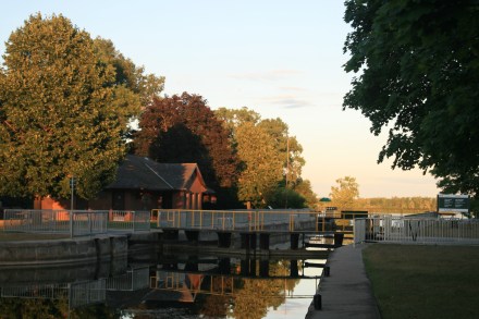 Lock 8 in the evening