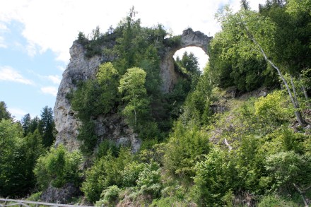 IMG_0028Breccia Limestone arch