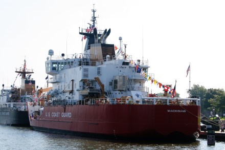 IMG_0019USCG Mackinaw eady for the festival