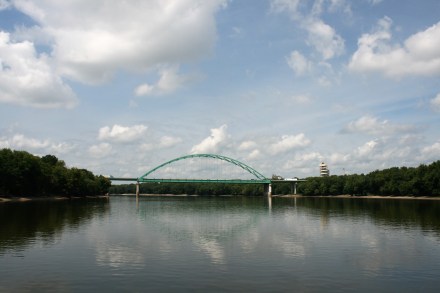 IMG_0028Abraham Lincoln MemorialBridge JonesvilleIL