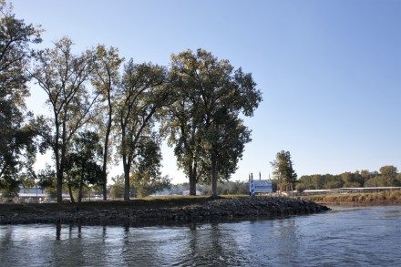 _MG_0015 (2)leaving Port Charles Harbor